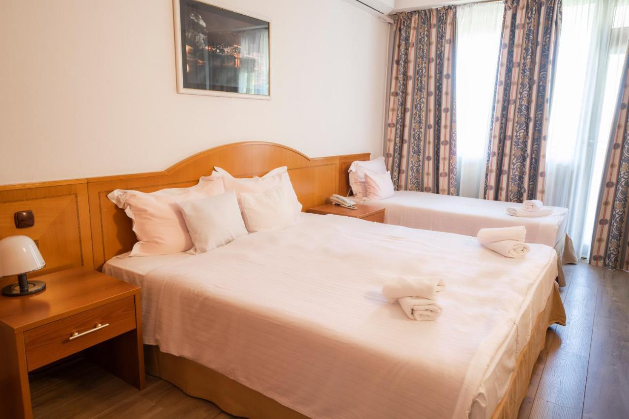 Hotel Tourist - Metropol Lake Resort Ohrid Extérieur photo